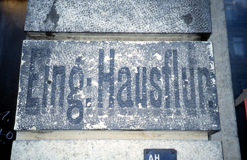 Dresden-Äußere Neustadt, Fritz-Reuter-St. 13, 1.2.1997 (2).jpg